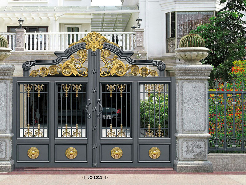 鋁藝大門出現(xiàn)污漬后應(yīng)該如何針對(duì)性處理